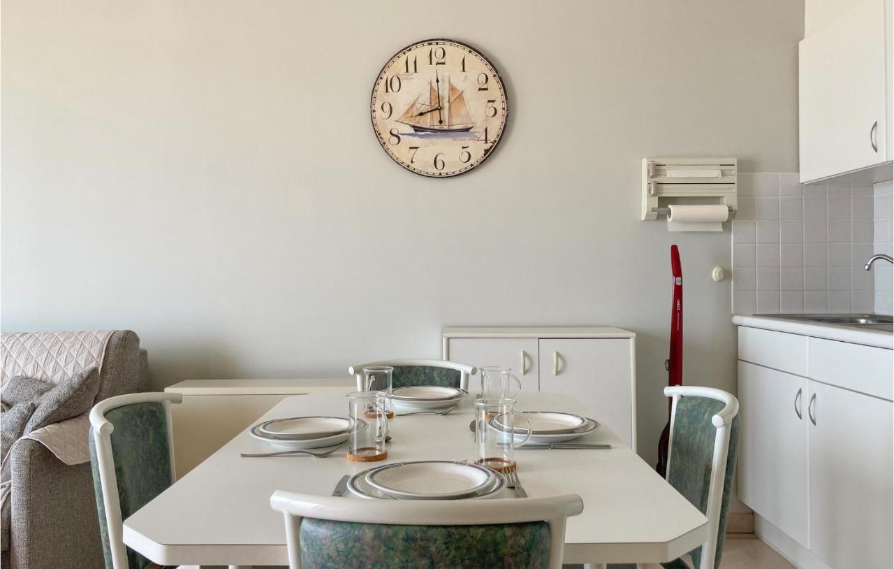 Nice Apartment In Oostende With Wifi מראה חיצוני תמונה